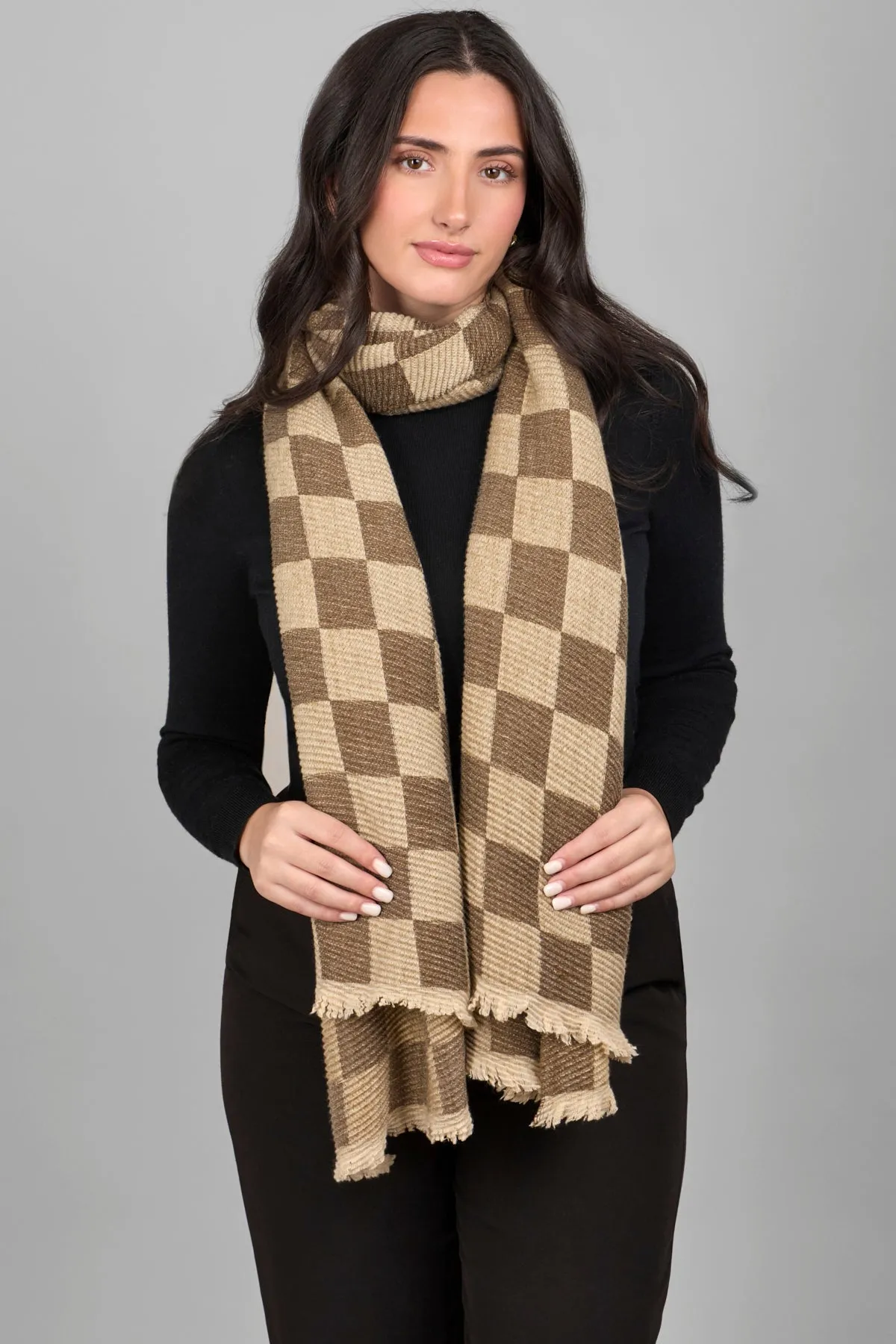 Crinkled Checkered Scarf