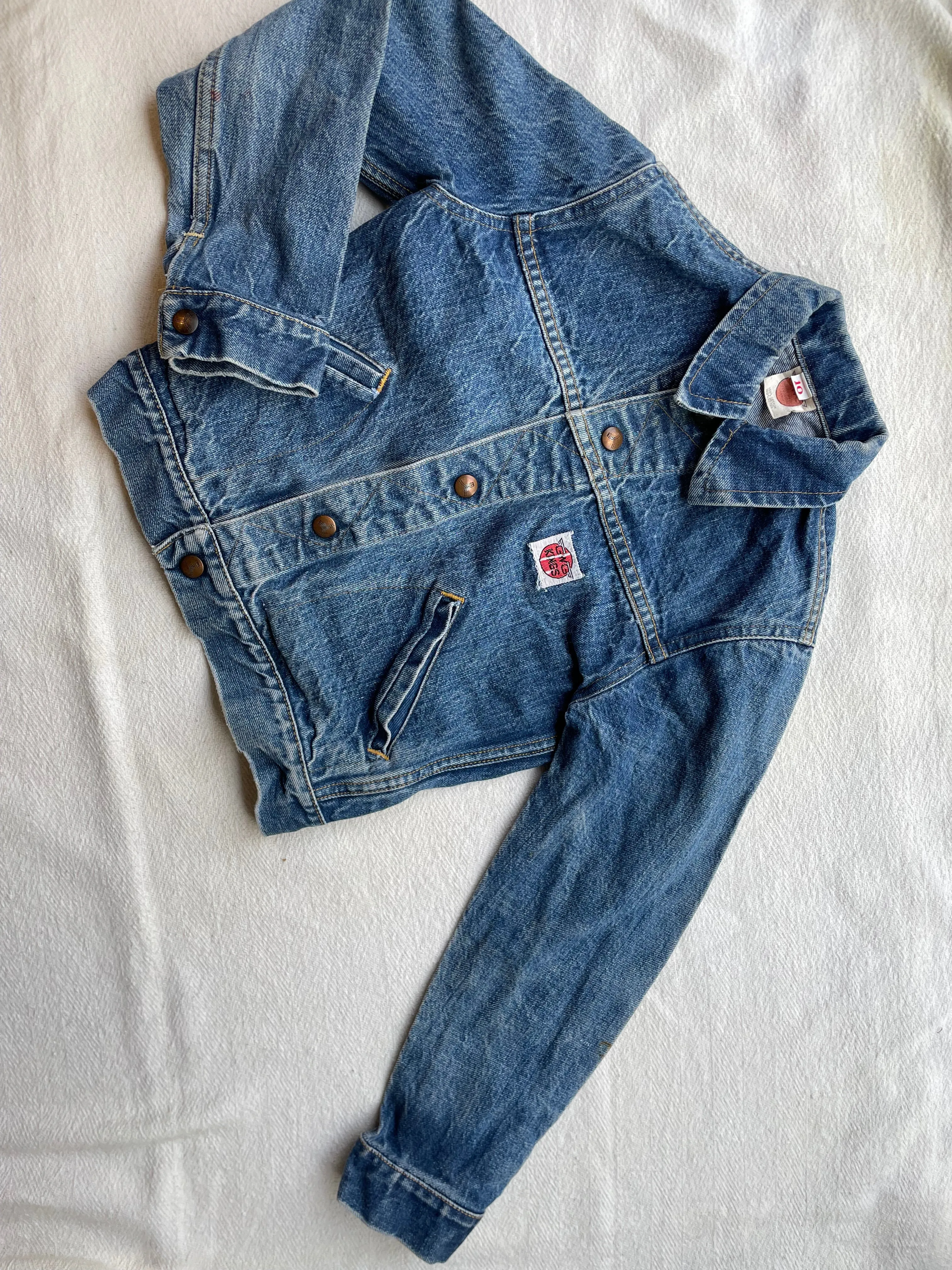 GWG kids size 10 denim jacket (dark stone wash)